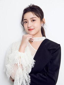 管乐莹个人资料,才华横溢的年轻音乐家,绽放青春旋律 第3张 管乐莹个人资料,才华横溢的年轻音乐家,绽放青春旋律 第3张